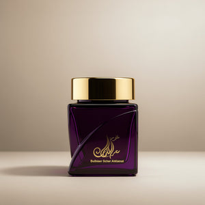 Bakhoor Saher Al Kalmat featuring an enchanting blend of woods, saffron, and sandalwood in a polished glass jar
